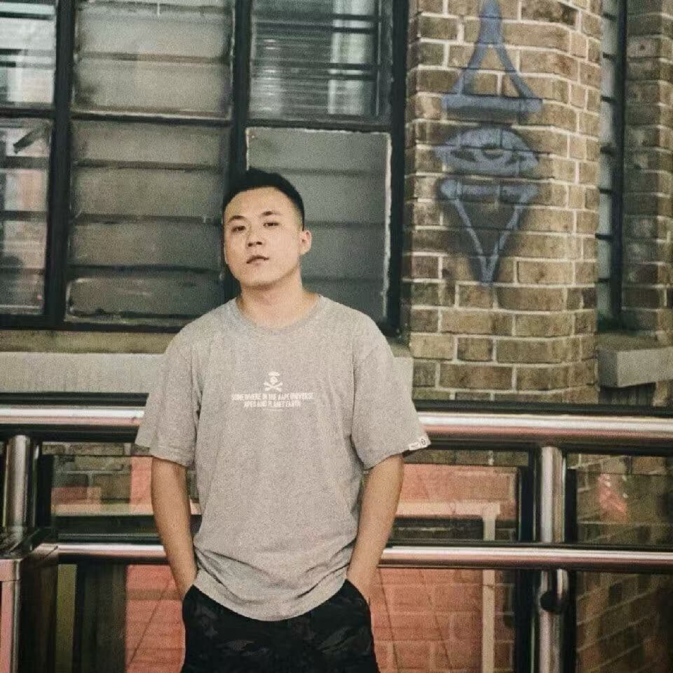 布加交易私人社区 image
